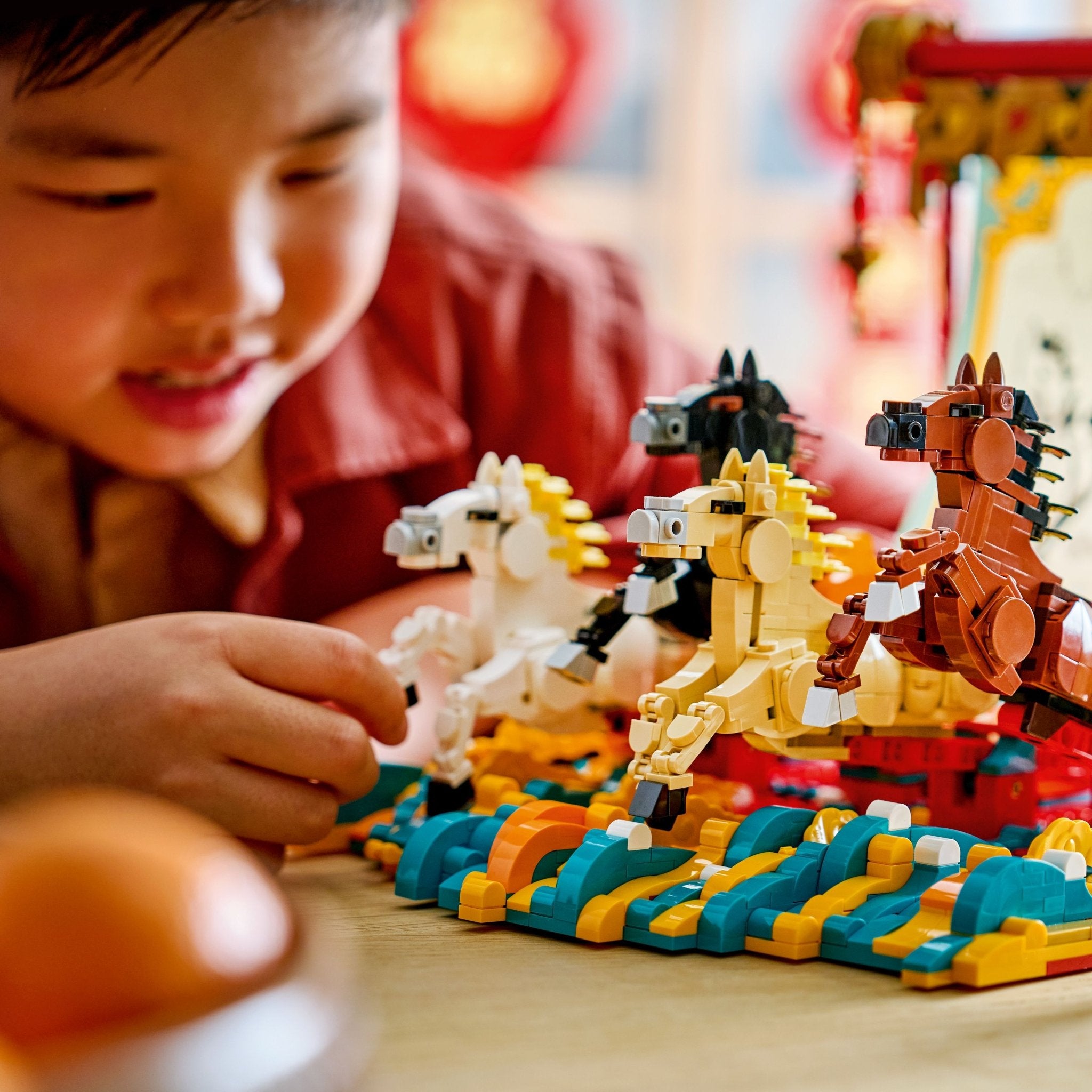 LEGO® Spring Festival Galloping Horse Canvas 80119 Toy - Image 4